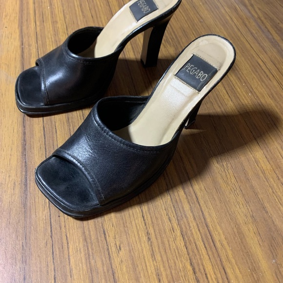 Very good condition, worn a few times black leather - Picture 2 of 5